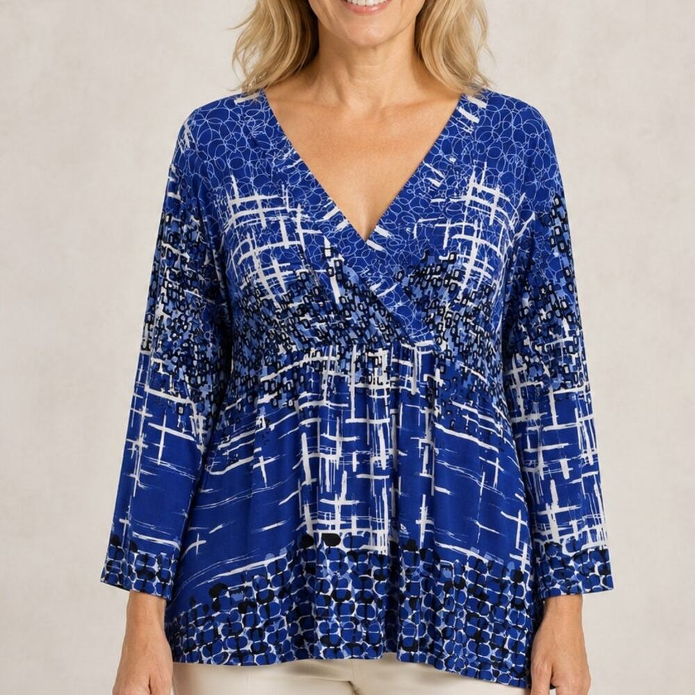 Chicos 3 Faux Wrap Top XL Blue Pattern Slinky Knit 3/4 Sleeve Travelers